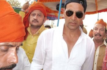 Akshay Kumar in Pedda Dargah