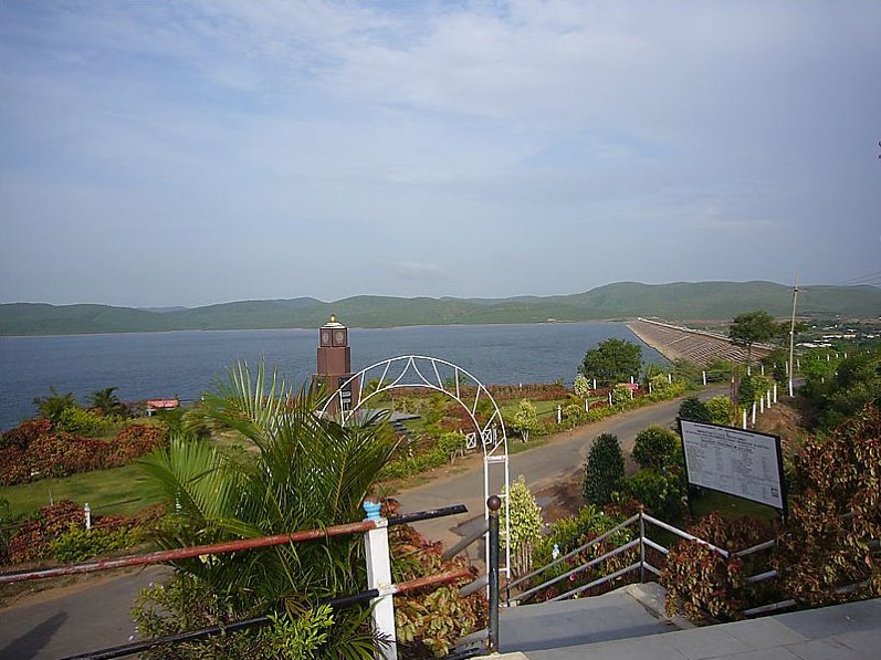 Brahmamsagar reservoir and dam near Brahmamgari Matham in YSR Kadapa district